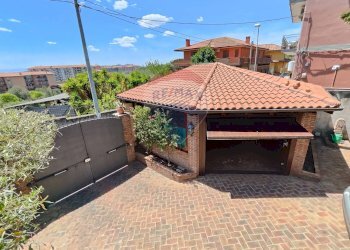 Casa all\'aperto - Casa semi indipendente Via Poggio del Lupo
 
123, Misterbianco - foto 18