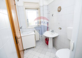 Bagno - Trilocale via elio vittorini
 
21, Caltagirone - foto 20