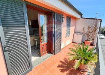 Terrazza - Casa semi indipendente Via Poggio del Lupo
 
123, Misterbianco - foto 1