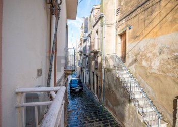 Edificio all\'aperto - Casa indipendente Via Guerrera
 
5, Caltagirone - foto 8