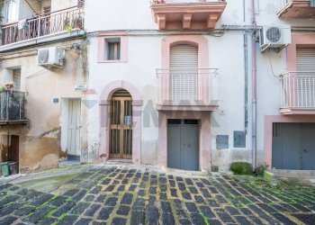 Casa all\'aperto - Casa indipendente Via Guerrera
 
5, Caltagirone - foto 24