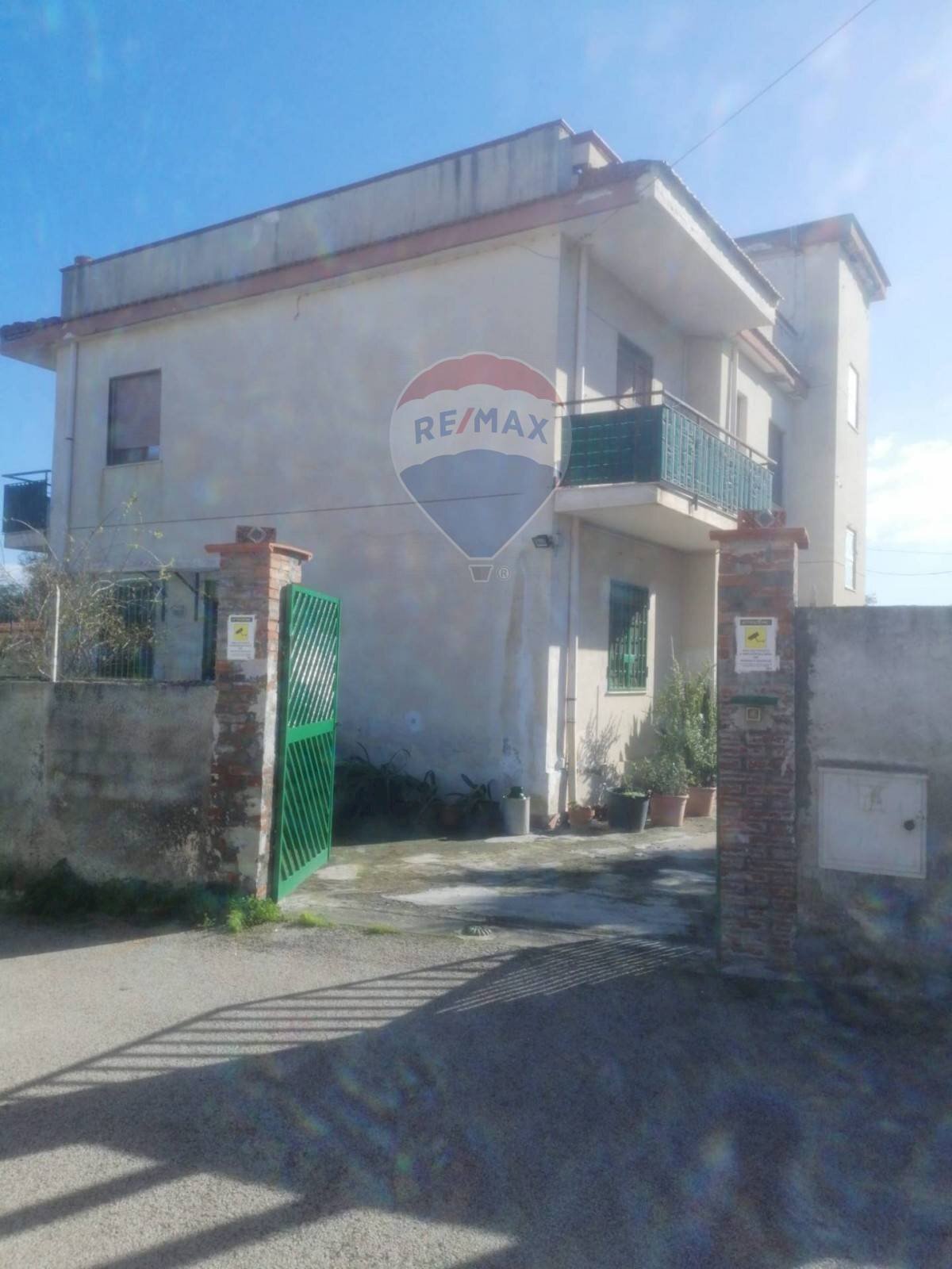 Edificio all\'aperto - Villa Via Dei Pini/Contrada Marina
 
8, Augusta - photo 1