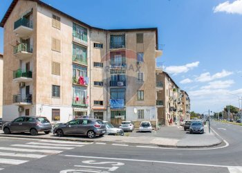 Edificio all\'aperto - Quadrilocale Via Filippo Eredia
 
2, Catania - foto 1