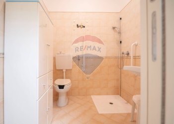 Bagno - Negozio Via Risorgimento
 
72, Maiolati Spontini - foto 8