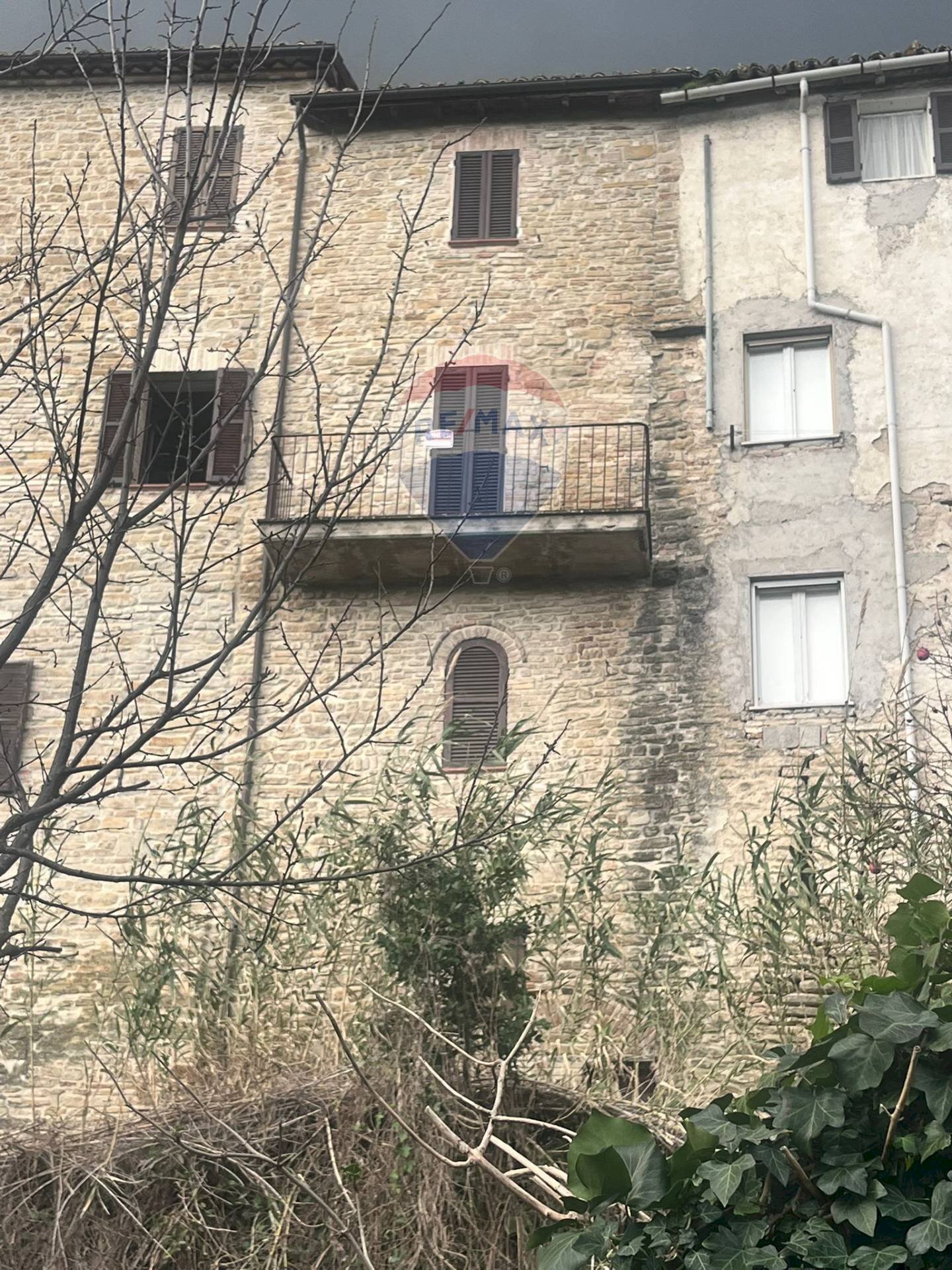 ESTERNO RETRO - Casa semi indipendente Via Annibalcaro
 
7, Serra San Quirico - foto 3