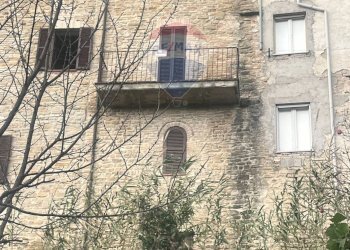 ESTERNO RETRO - Casa semi indipendente Via Annibalcaro
 
7, Serra San Quirico - foto 3