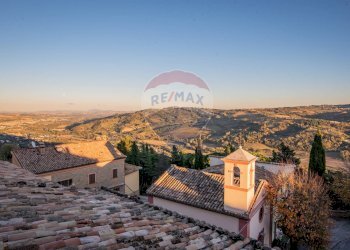 Vista delle montagne - Appartamento Via San Michele
 
7, Rosora - foto 10