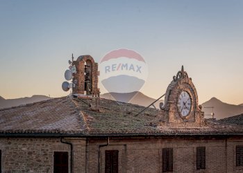 Edificio all\'aperto - Appartamento Via San Michele
 
7, Rosora - foto 12