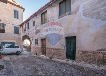 Edificio all\'aperto - Appartamento Via San Michele
 
7, Rosora - foto 15