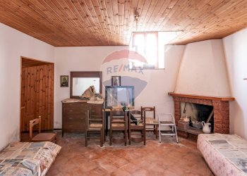 Sala da pranzo - Appartamento Via San Michele
 
7, Rosora - foto 18