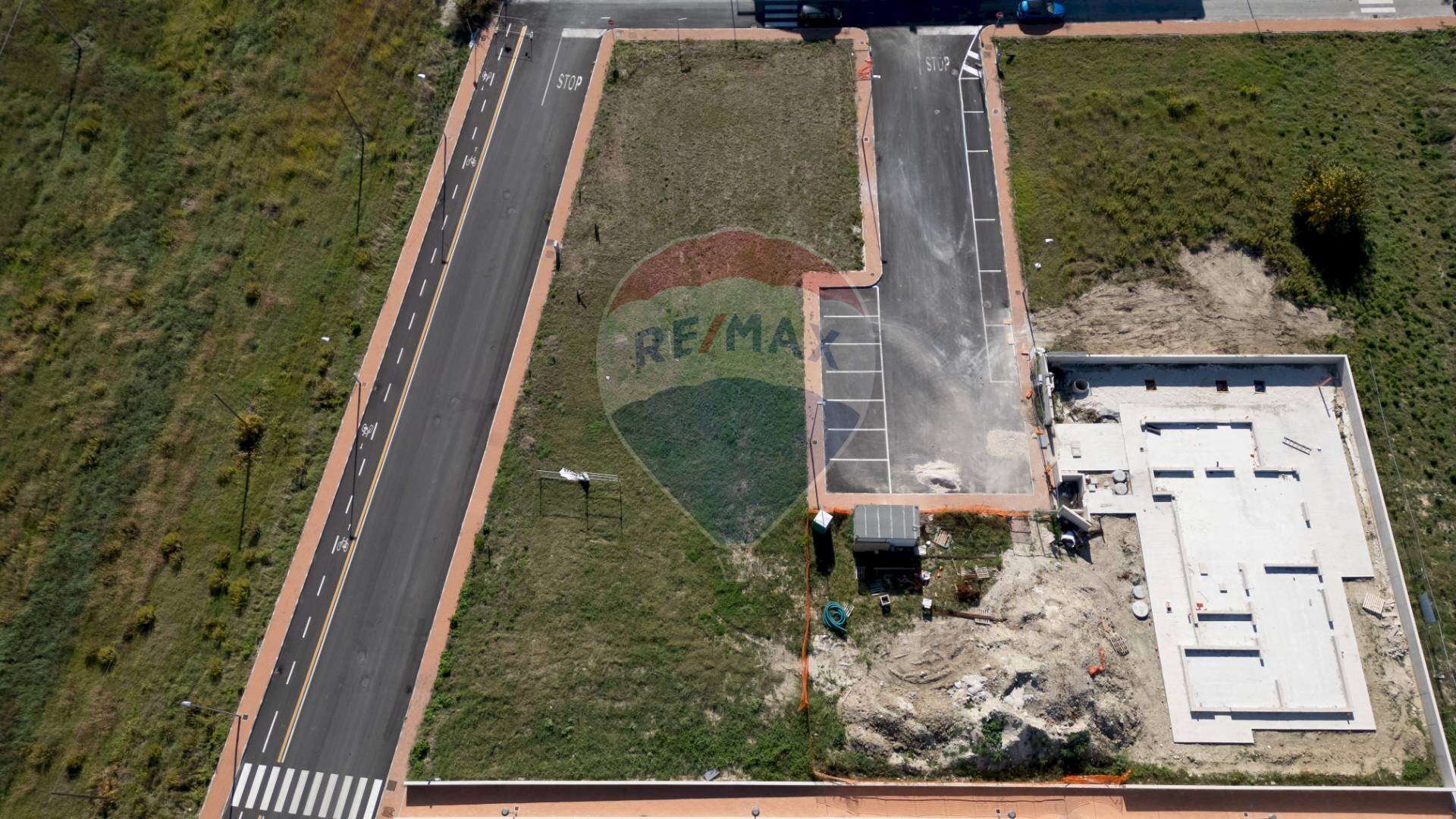 Posizione della mappa - Terreno edificabile Via Ascoli Piceno
 
12, Maiolati Spontini - foto 3