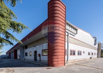 Edificio all\'aperto - Capannone Via Dell'industria
 
17, Monte San Vito - foto 3