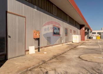 Terrazza - Capannone Via Dell'industria
 
17, Monte San Vito - foto 11