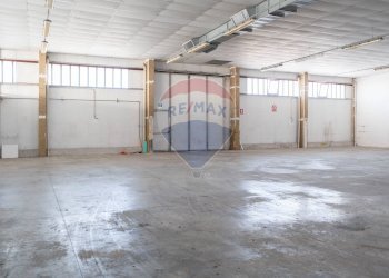 Parcheggio - Capannone Via Dell'industria
 
17, Monte San Vito - foto 33