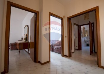 Hall / corridoio - Appartamento via delle betulle
 
9, Montemarciano - foto 19