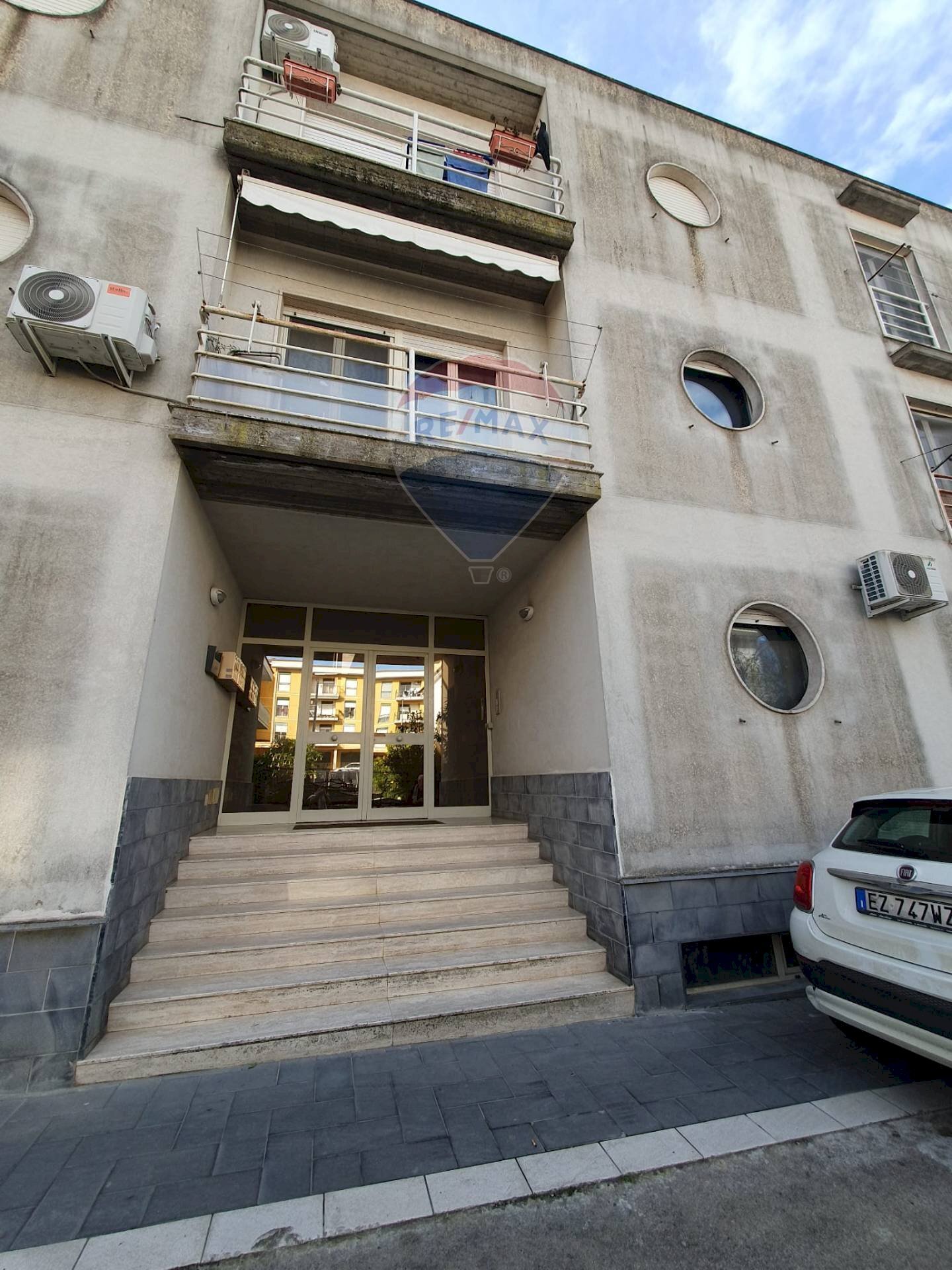Edificio all\'aperto - Appartamento via Francesco Spadaro, Caltagirone - foto 1