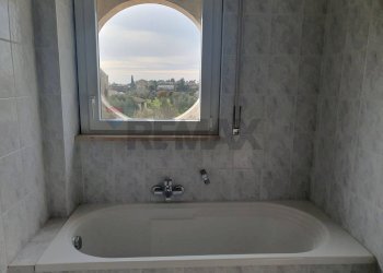Bagno - Appartamento via Francesco Spadaro, Caltagirone - foto 24