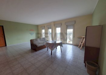 Soggiorno - Appartamento via Francesco Spadaro, Caltagirone - foto 33