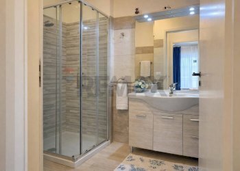 Bagno - Bilocale Corso Matteotti
 
66, Giarre - foto 4