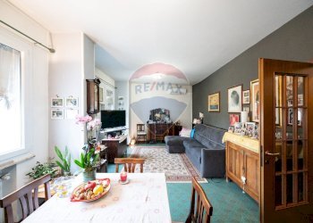 Sala da pranzo - Trilocale Via Bertioli
 
4, Ostiglia - foto 2