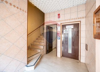 Ricezione / Lobby - Trilocale Via Bertioli
 
4, Ostiglia - foto 23