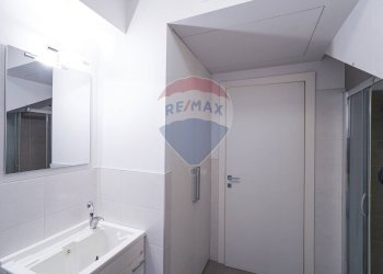 Bagno - Villa Via Gioachino Rossini
 
15, Sant'Omobono Terme - foto 71