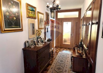 Hall / corridoio - Casa indipendente Darfo Boario Terme - foto 28