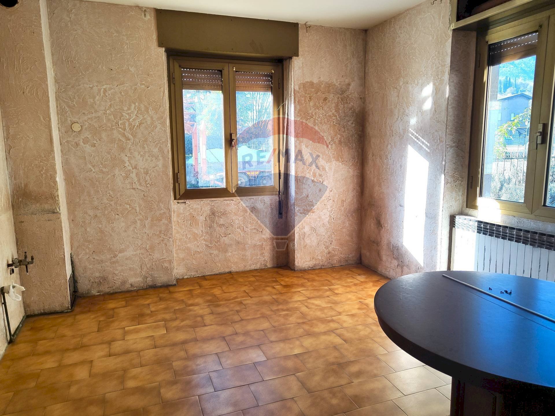 Stanza vuota - Quadrilocale Via Valeriana
 
4, Darfo Boario Terme - foto 2
