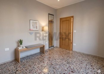 Stanza vuota - Quadrilocale Via Valeriana
 
4, Darfo Boario Terme - foto 10