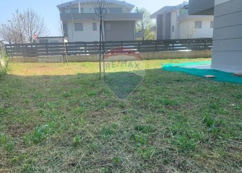 Giardino - Quadrilocale Via Bastone, Dalmine - foto 11