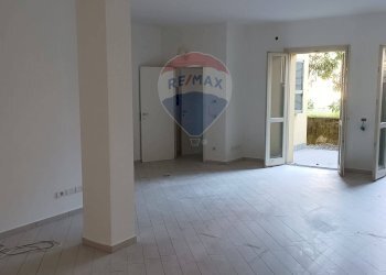 Stanza vuota - Ufficio Bonate Sotto - foto 2