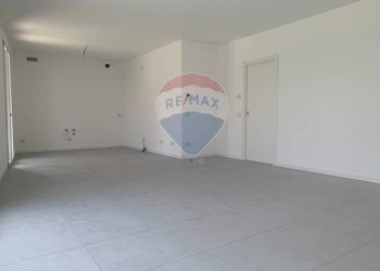 Stanza vuota - Quadrilocale Via Bastone, Dalmine - foto 4