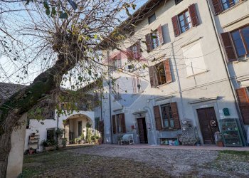 Edificio all\'aperto - Trilocale Via Casavoglio
 
7, Barzana - foto 14