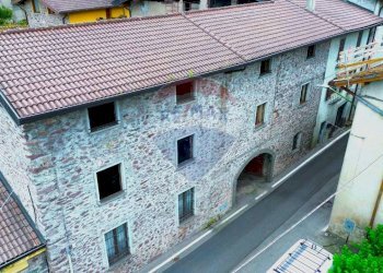 Edificio all\'aperto - Casa indipendente Darfo Boario Terme - foto 1