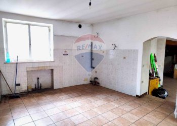 Stanza vuota - Casa indipendente Darfo Boario Terme - foto 19