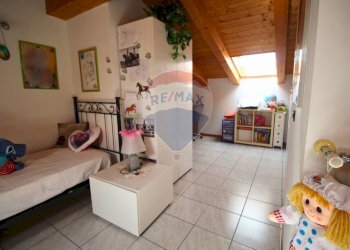 Camera / camera da letto - Quadrilocale Cornate d'Adda - foto 20