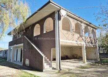 Foto 37 - Semi-detached house Contrada Castelluccio
 
4, Loreto Aprutino - photo 37