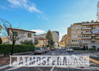 Foto 23 - Shop Via Marzabotto
 
1, Bergamo - photo 23