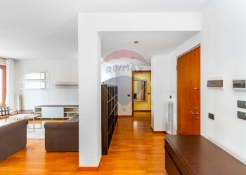 Soggiorno - Four-room apartment Via Bruxelles
 
3, San Donato Milanese - photo 3