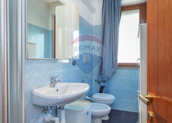 Bagno - Four-room apartment Via Bruxelles
 
3, San Donato Milanese - photo 19