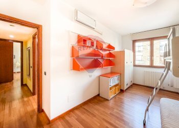 Camera / camera da letto - Four-room apartment Via Bruxelles
 
3, San Donato Milanese - photo 34