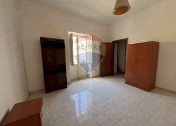 camera 1 - Casa semi indipendente Via Elena
 
60-62-64, Mondragone - foto 8