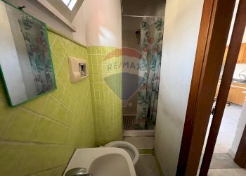 Bagno - Magazzino via Elena
 
60, Mondragone - foto 4