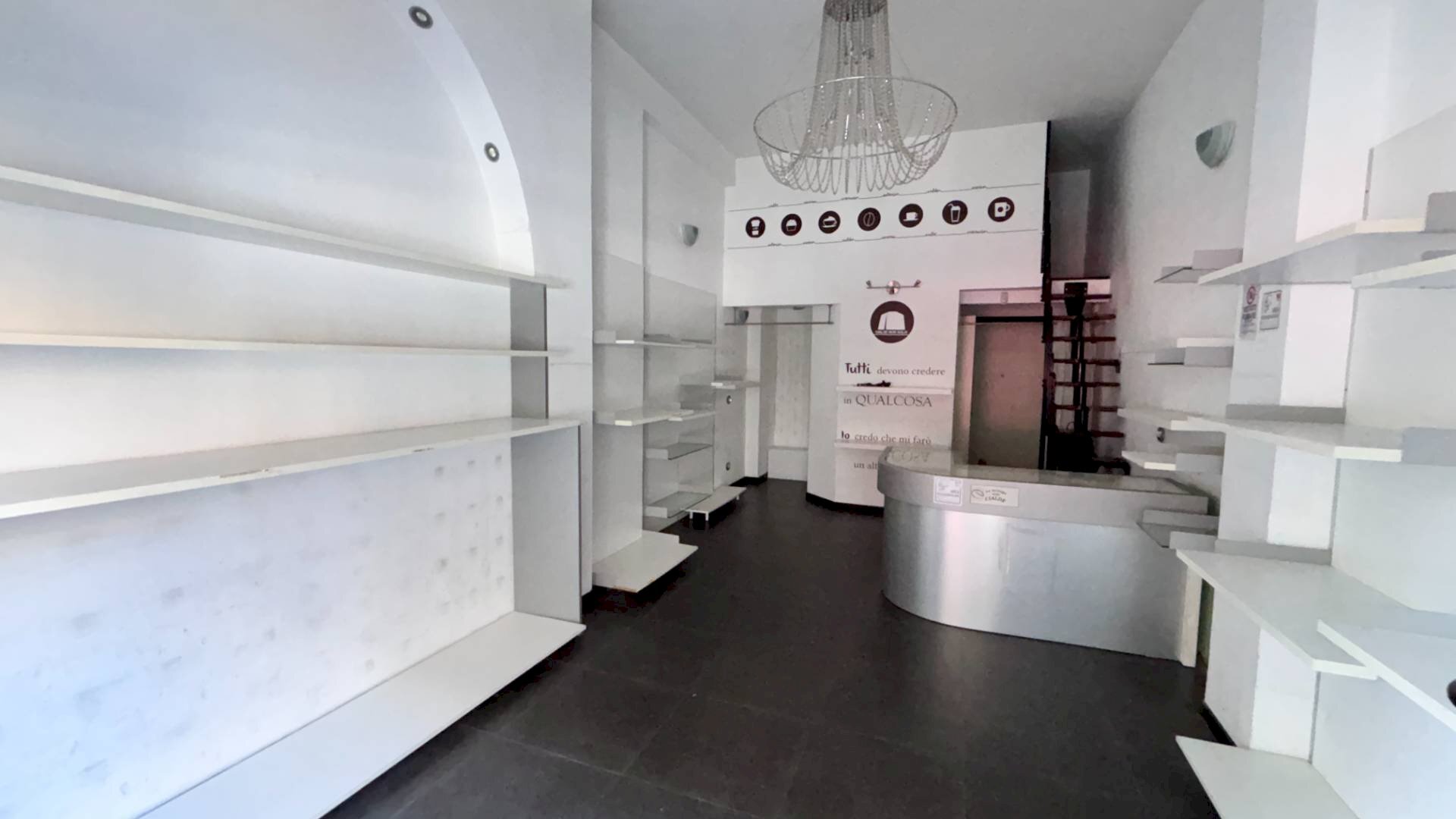 Foto 1 - Shop via dei Fiordalisi
 
1, Milano - photo 1