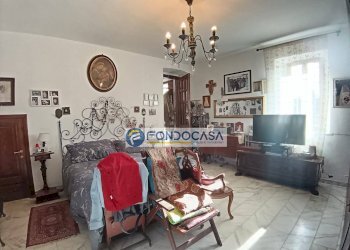 prima camera matrimoniale - Casa semi indipendente via farini, Carrara - foto 24