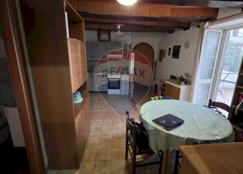 Sala da pranzo - Bilocale vico vescia
 
8, Minturno - foto 14