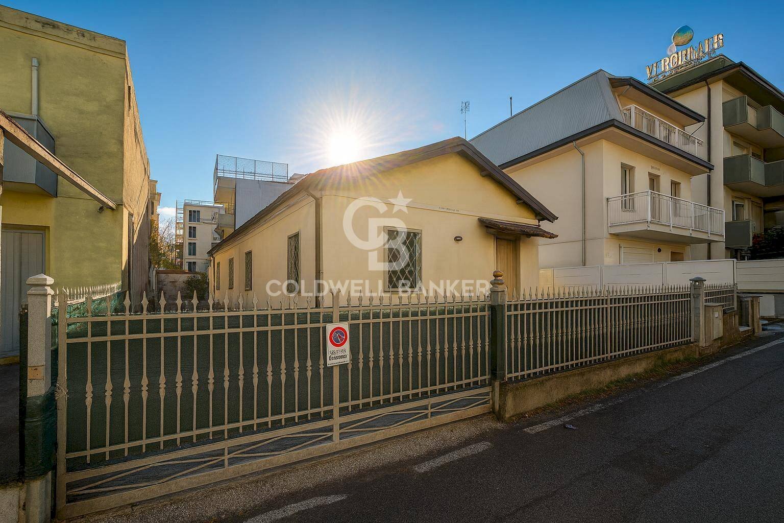 Foto 1 - Villa Via Walter Ghelfi
 
6, Rimini - foto 1