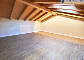 camera matrimoniale - Three-room apartment Via Barsanti
 
66, Seravezza - photo 15