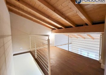 disimpegno - Three-room apartment Via Barsanti
 
66, Seravezza - photo 17