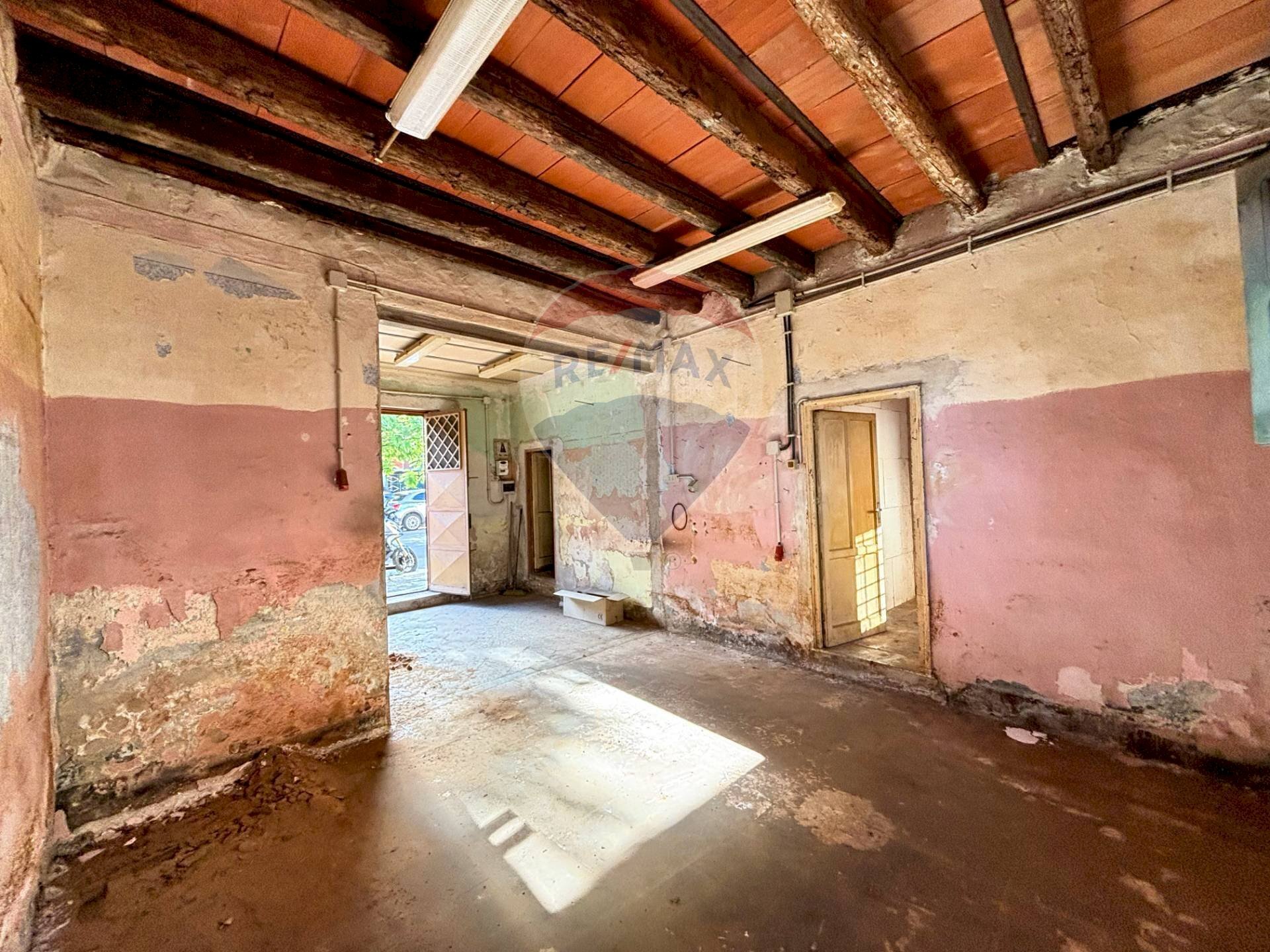 Stanza vuota - Bilocale Via Villagrazia
 
91, Palermo - foto 3